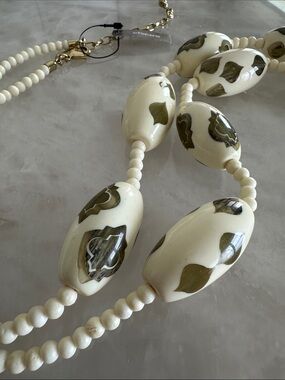 Chico’s Jacqui Cream Beaded long Necklace .Olive Green Arabesque  Accents NWT